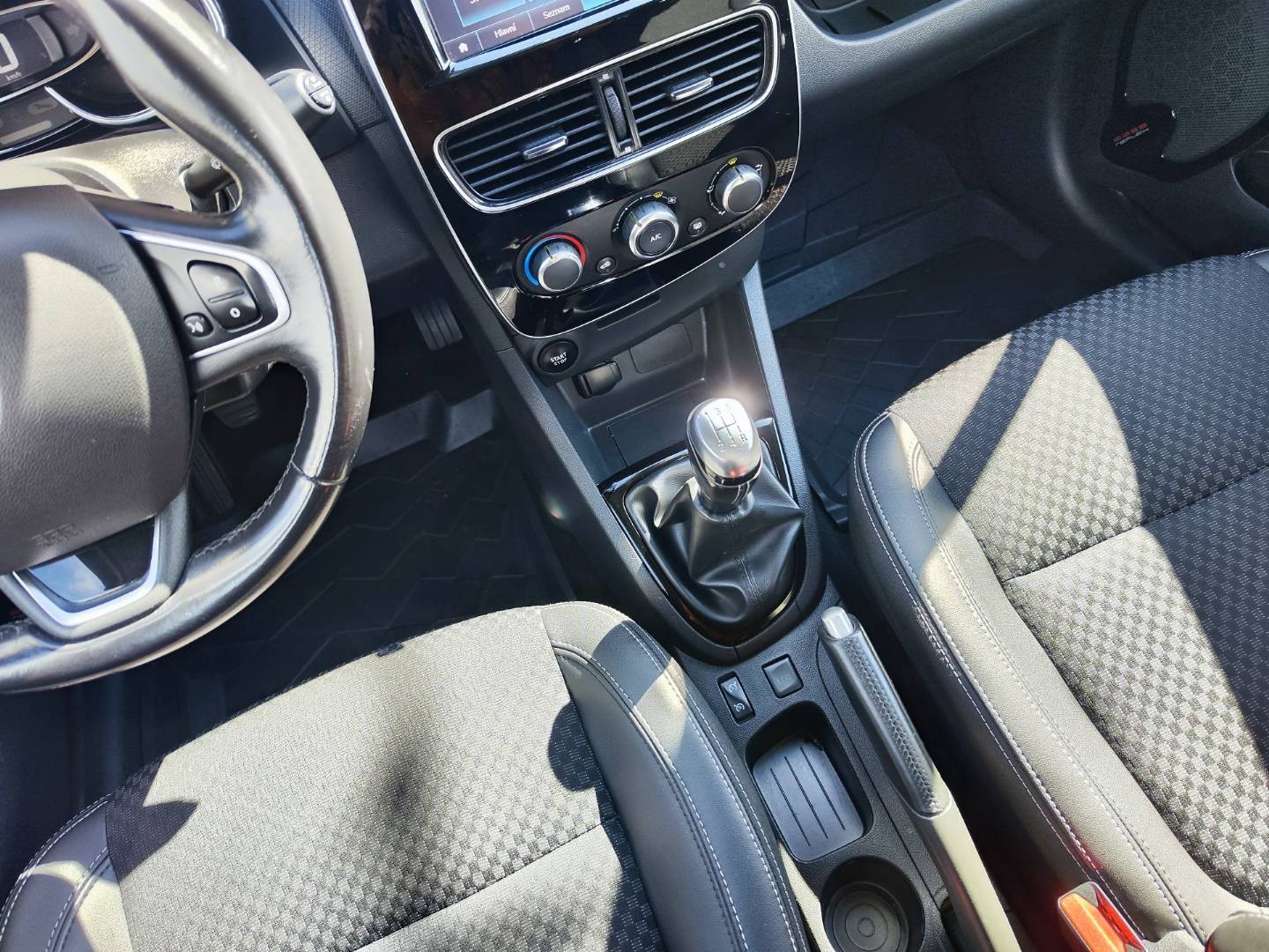 Renault Clio Grandtour Energy dCi 90 Limited – foto 25