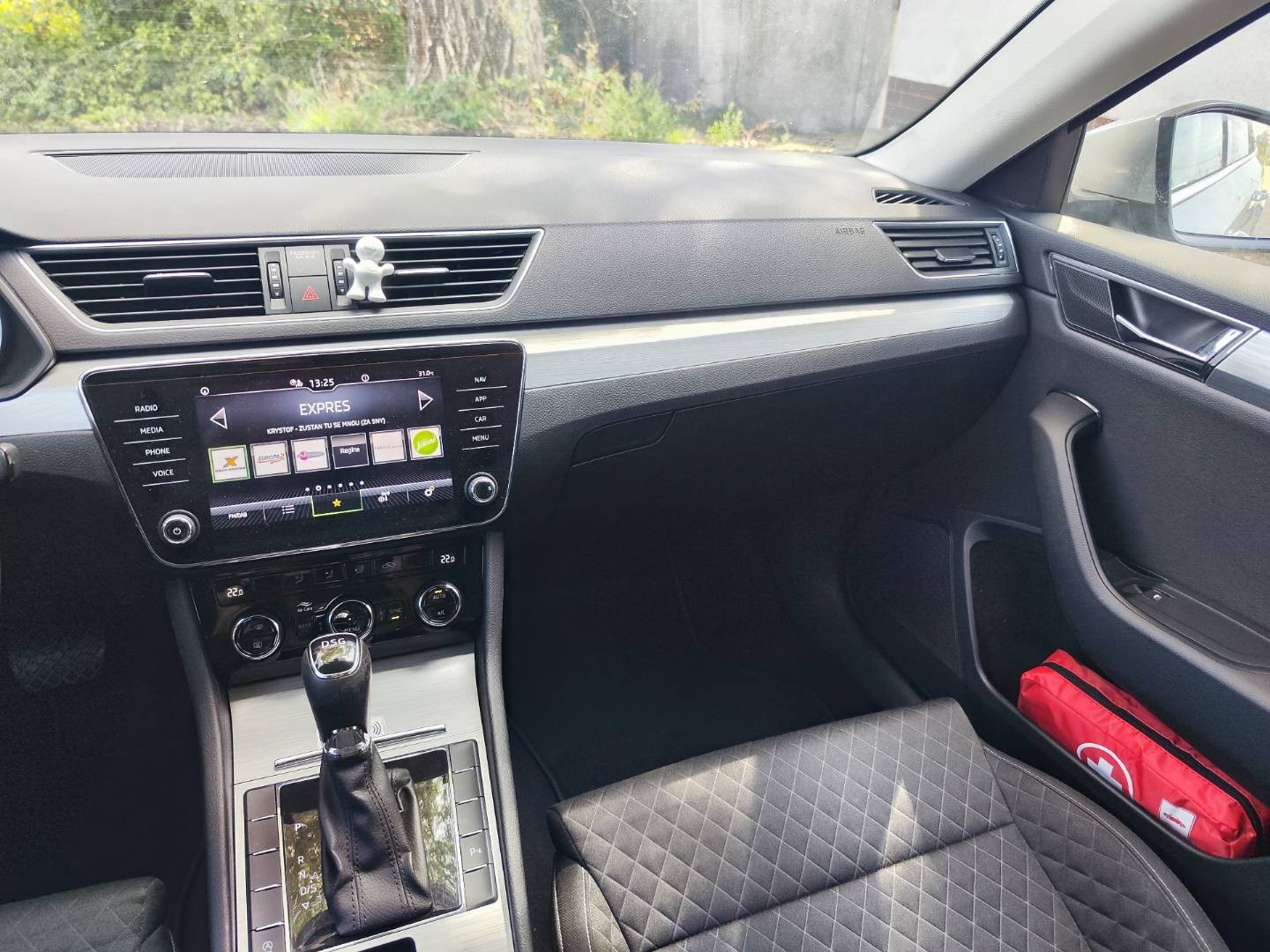 Škoda Superb Combi 2.0 TDI SCR Active DSG – foto 19