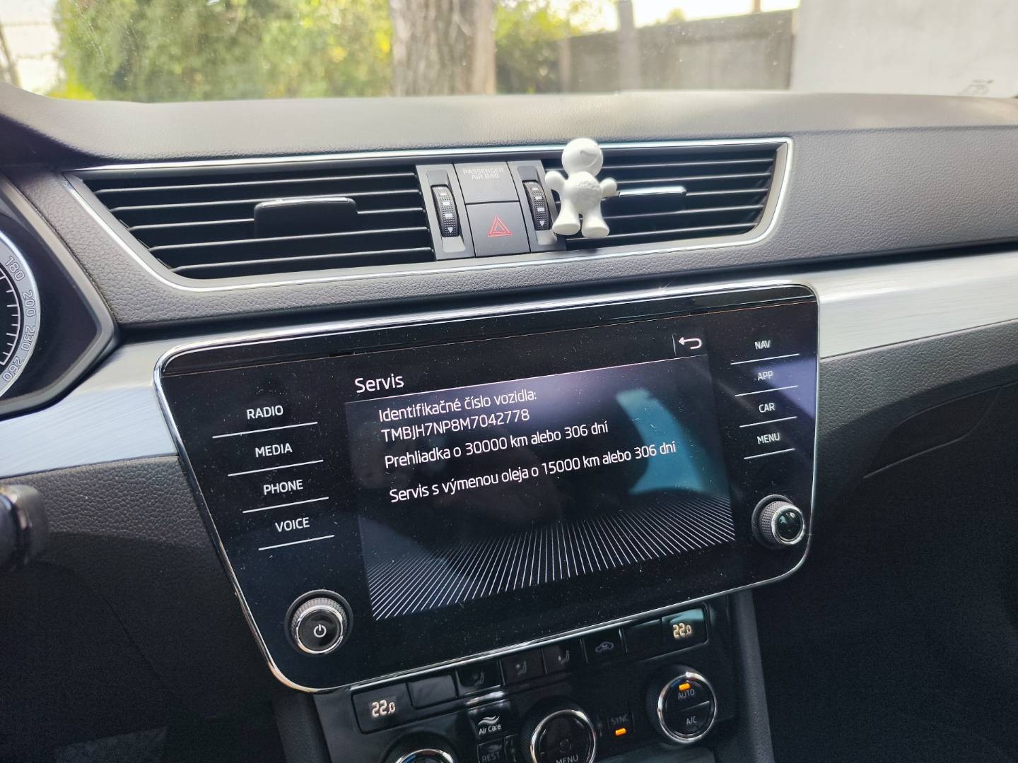 Škoda Superb Combi 2.0 TDI SCR Active DSG – foto 26