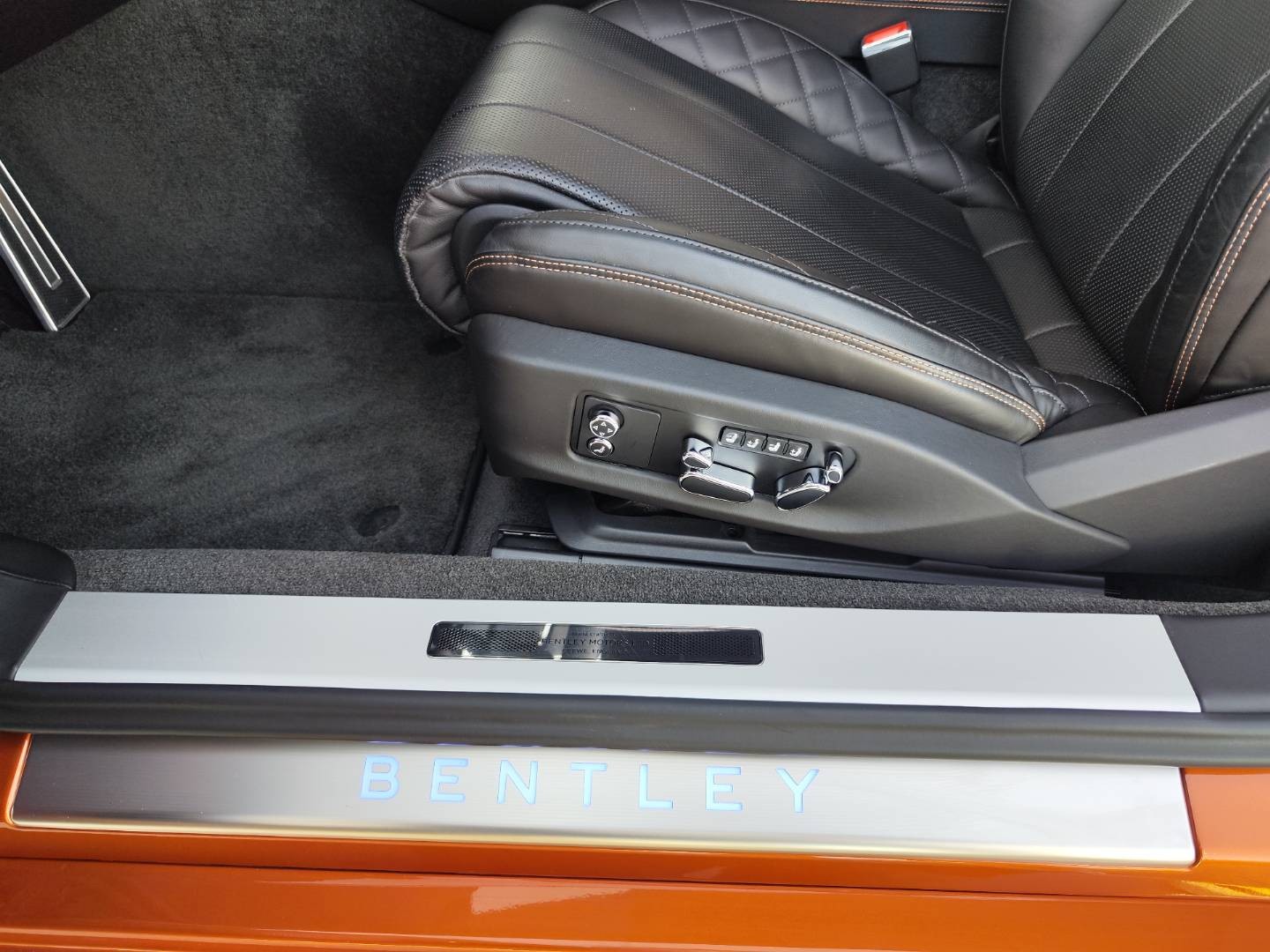 Bentley Continental GT 4.0 V8 – foto 23