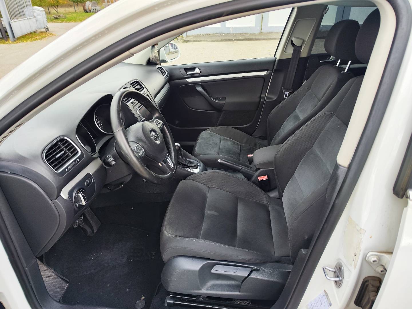 Volkswagen Golf Variant 2.0 TDI Highline DSG – foto 11