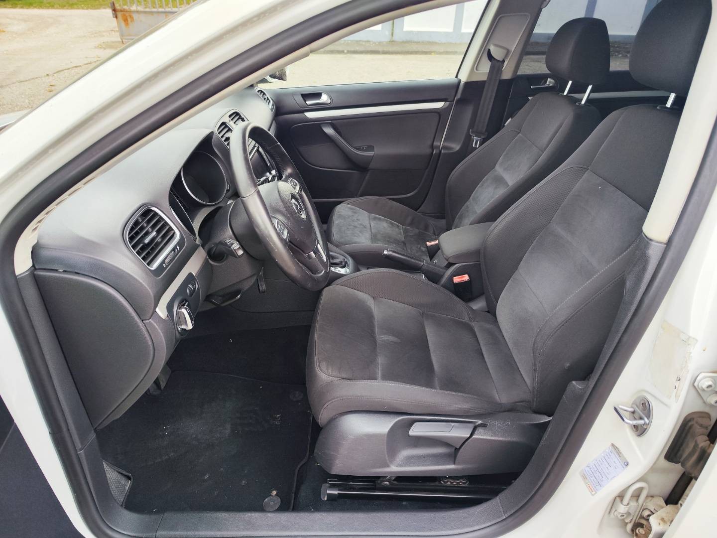 Volkswagen Golf Variant 2.0 TDI Highline DSG – foto 12