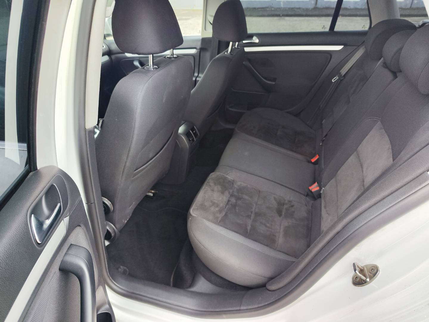 Volkswagen Golf Variant 2.0 TDI Highline DSG – foto 15