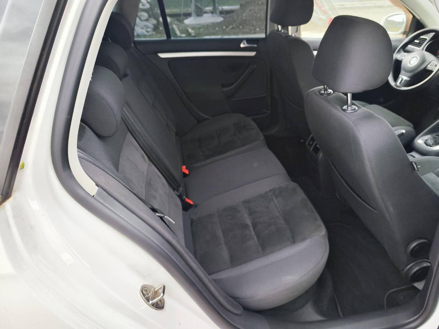 Volkswagen Golf Variant 2.0 TDI Highline DSG – foto 16