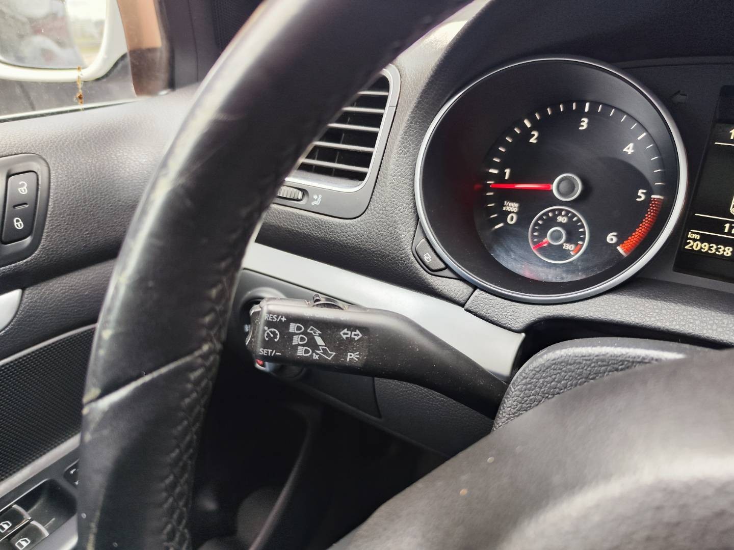 Volkswagen Golf Variant 2.0 TDI Highline DSG – foto 22