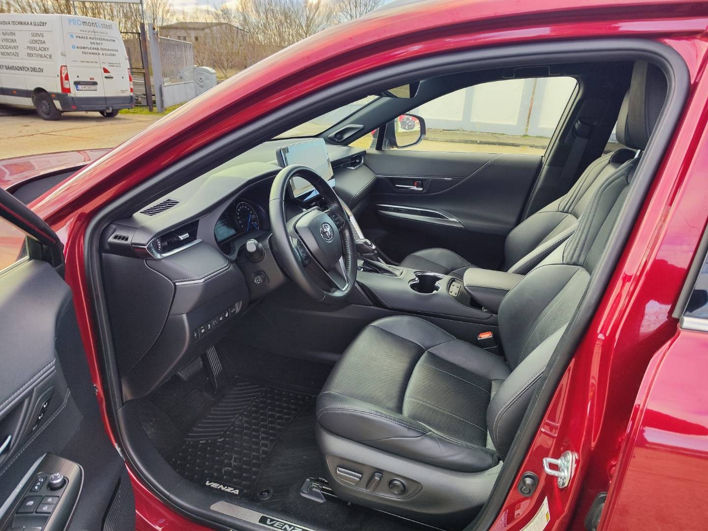 Toyota Venza 2.5 XLE 162kW HYBRID + LPG – foto 11
