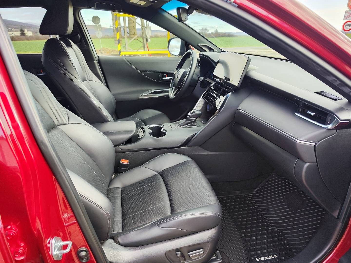 Toyota Venza 2.5 XLE 162kW HYBRID + LPG – foto 13