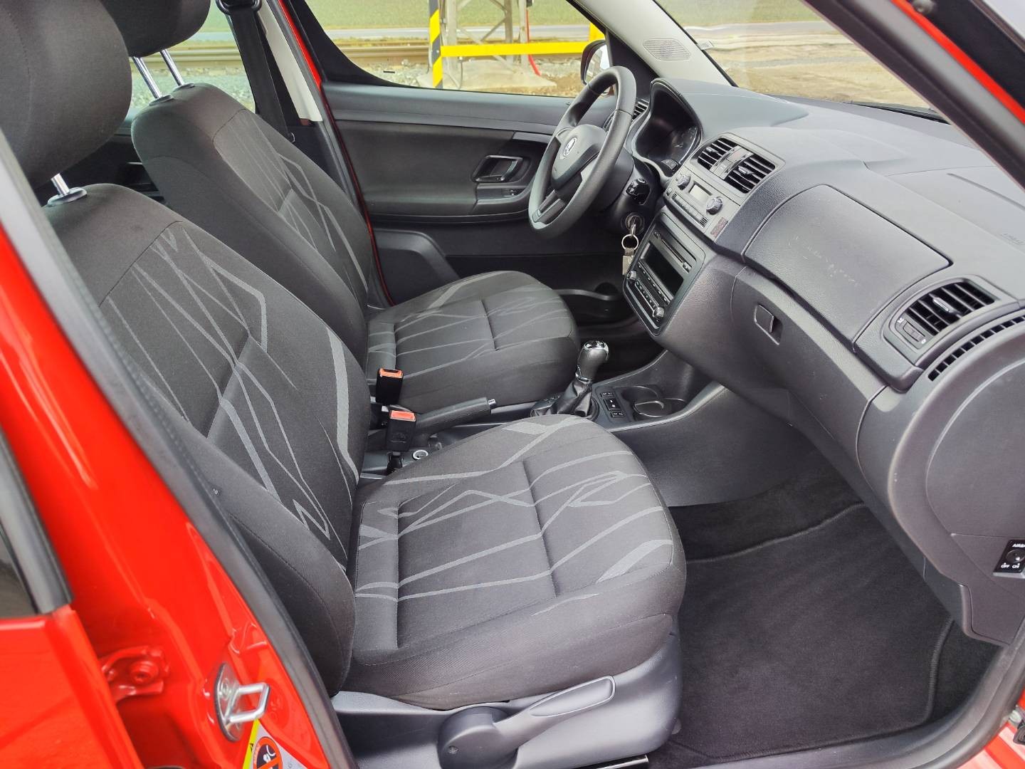 Škoda Roomster 1.2 TSI 105k Ambition DSG – foto 13