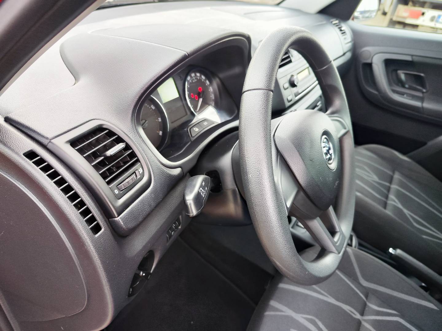 Škoda Roomster 1.2 TSI 105k Ambition DSG – foto 22