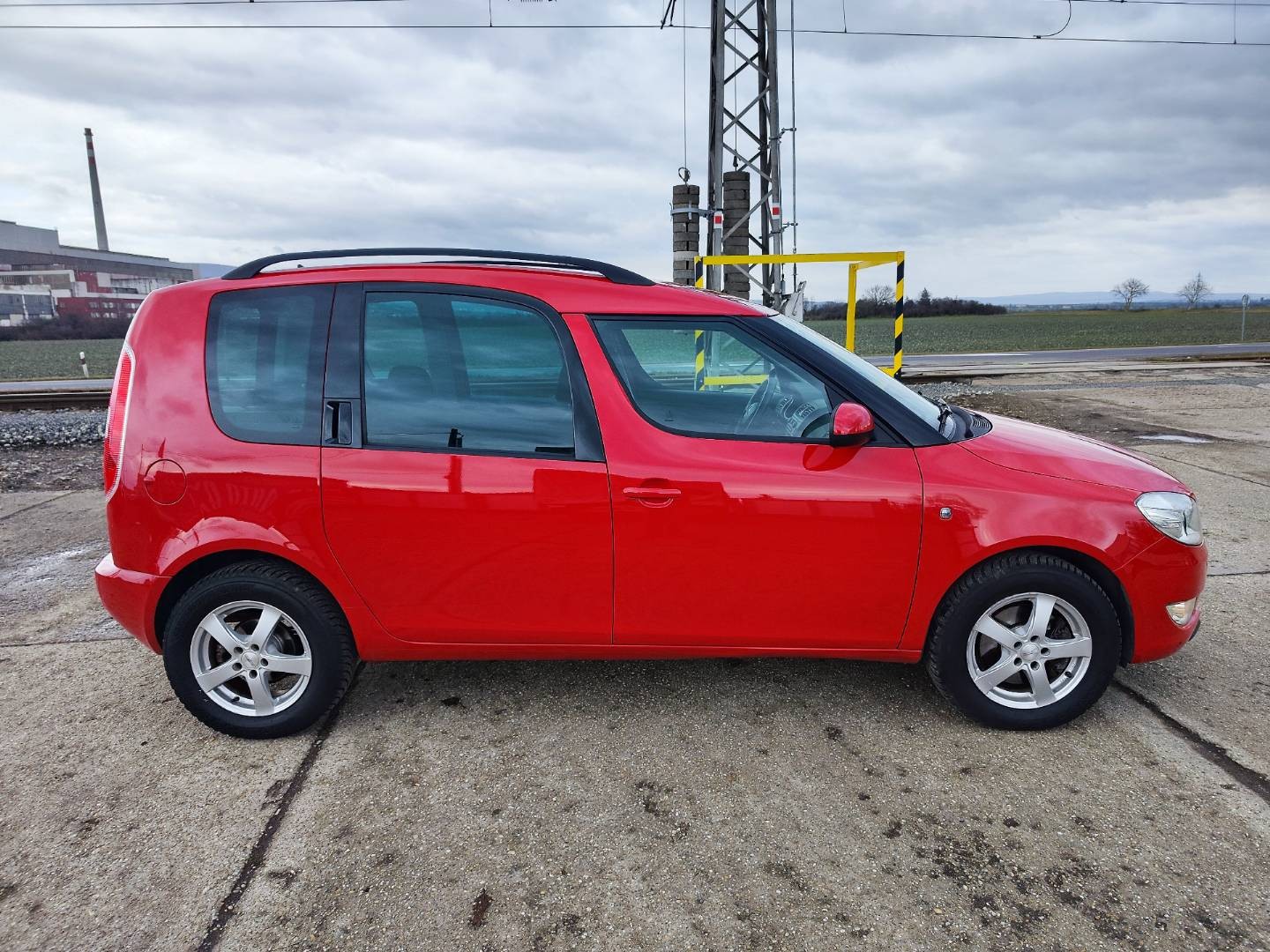 Škoda Roomster 1.2 TSI 105k Ambition DSG – foto 6