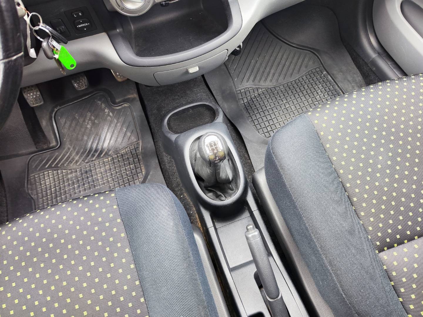 Daihatsu Sirion 1,3/67kW 4x4 – foto 24