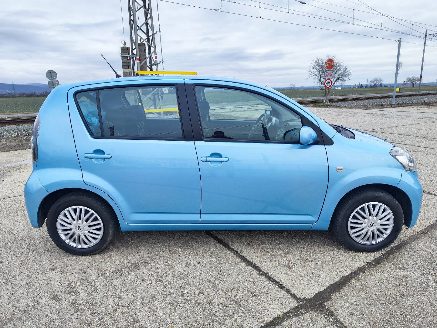 Daihatsu Sirion 1,3/67kW 4x4 – foto 6