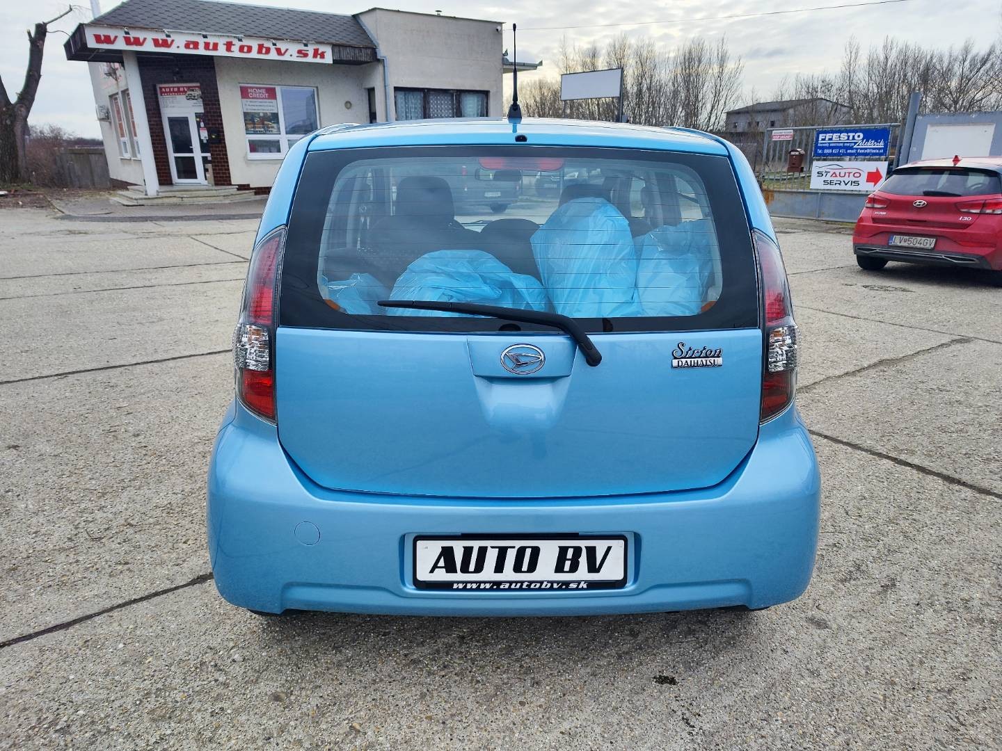 Daihatsu Sirion 1,3/67kW 4x4 – foto 9