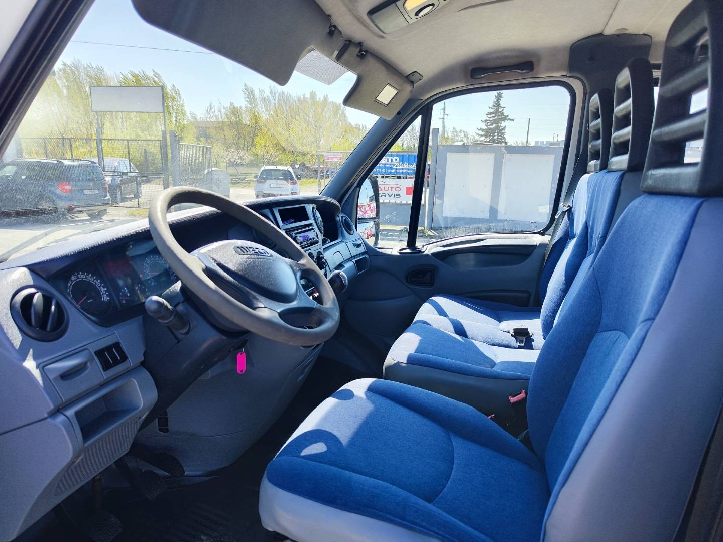 Iveco Daily 35 2,3/71kW sklápač – foto 11