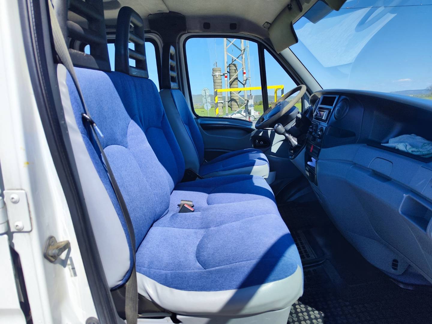 Iveco Daily 35 2,3/71kW sklápač – foto 12