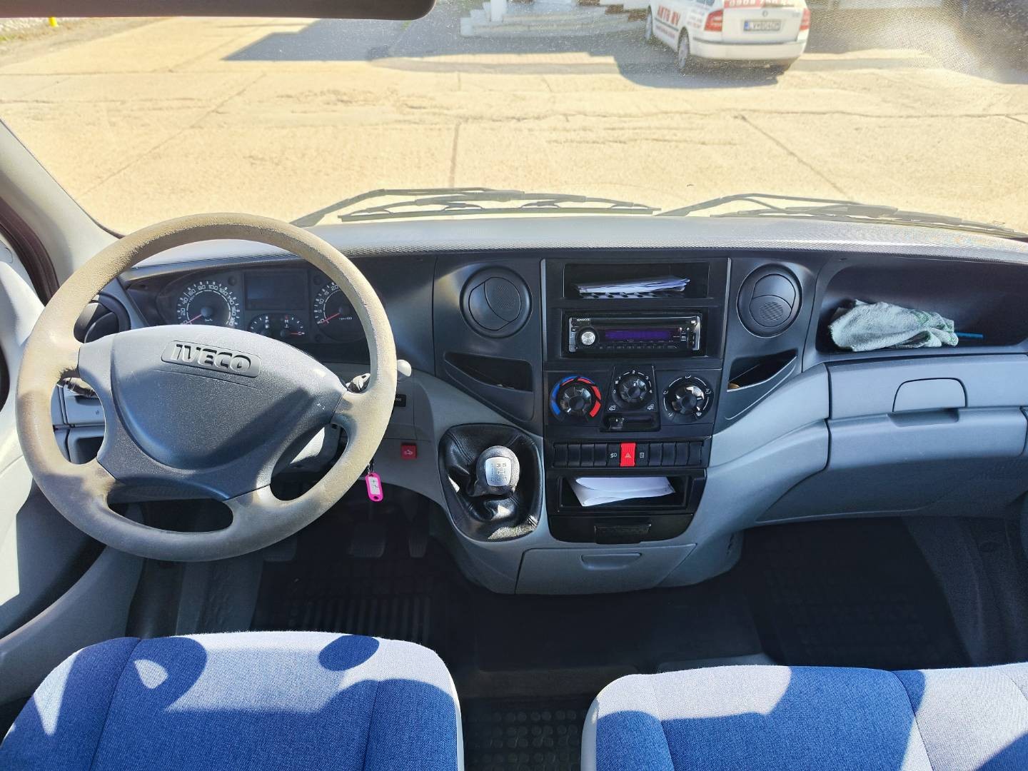 Iveco Daily 35 2,3/71kW sklápač – foto 15