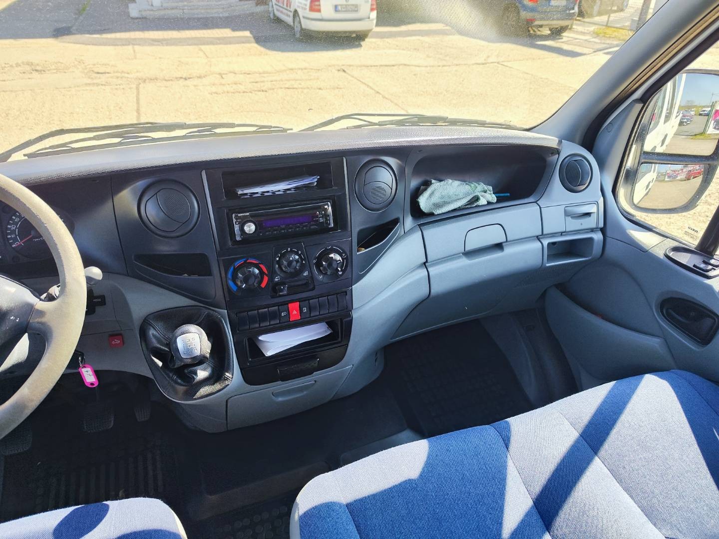 Iveco Daily 35 2,3/71kW sklápač – foto 16