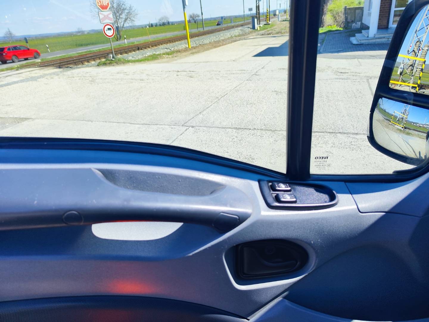 Iveco Daily 35 2,3/71kW sklápač – foto 20