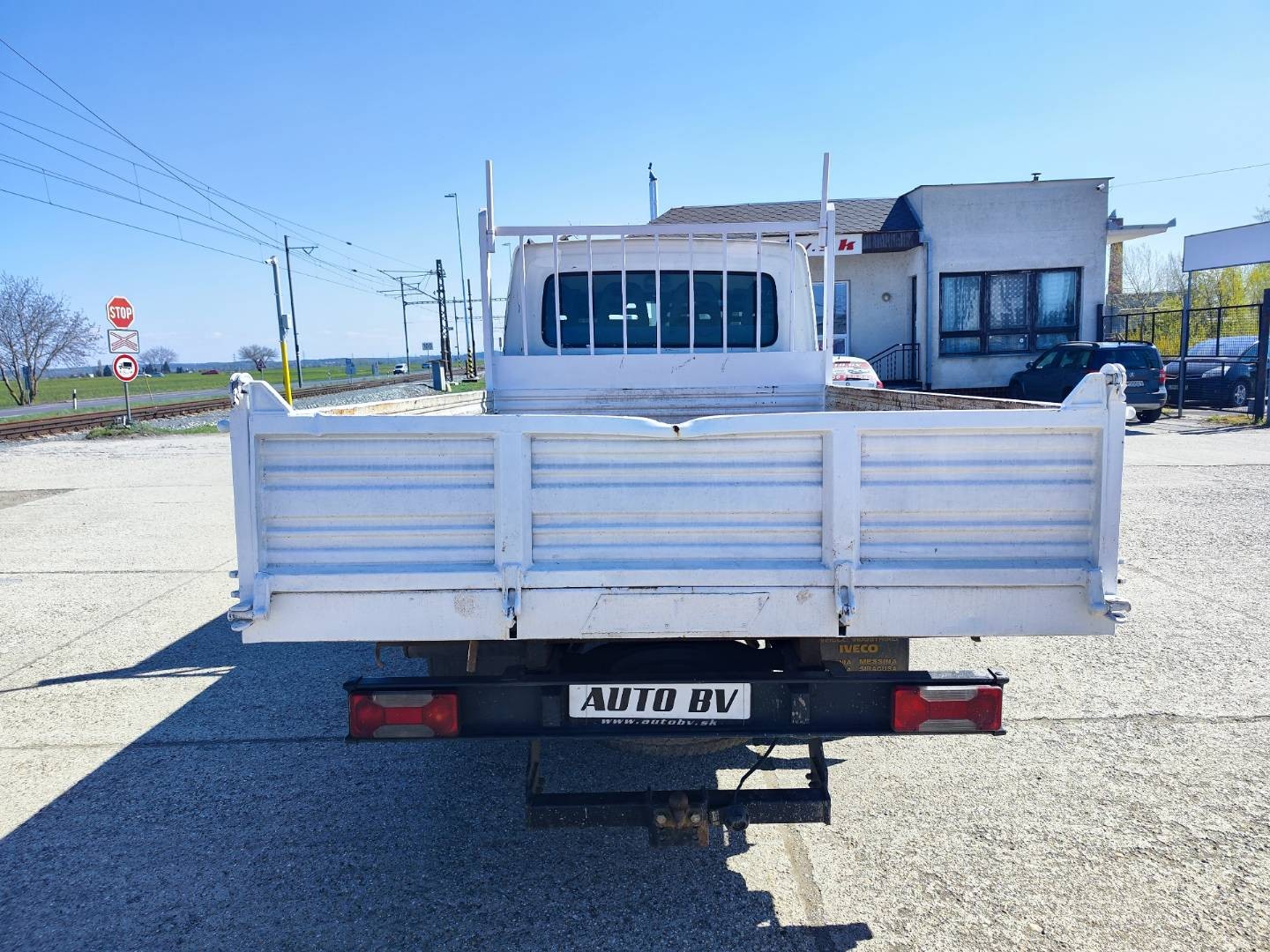 Iveco Daily 35 2,3/71kW sklápač – foto 9