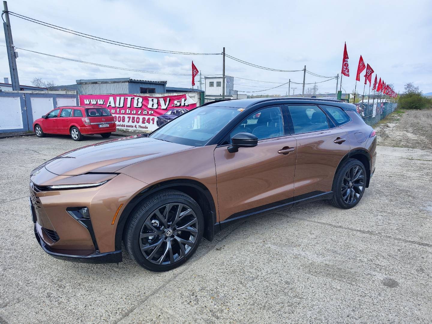 Toyota Crown Signia 2.5 D-4S Hybrid E-Four e-CVT 240K  LPG – foto 3