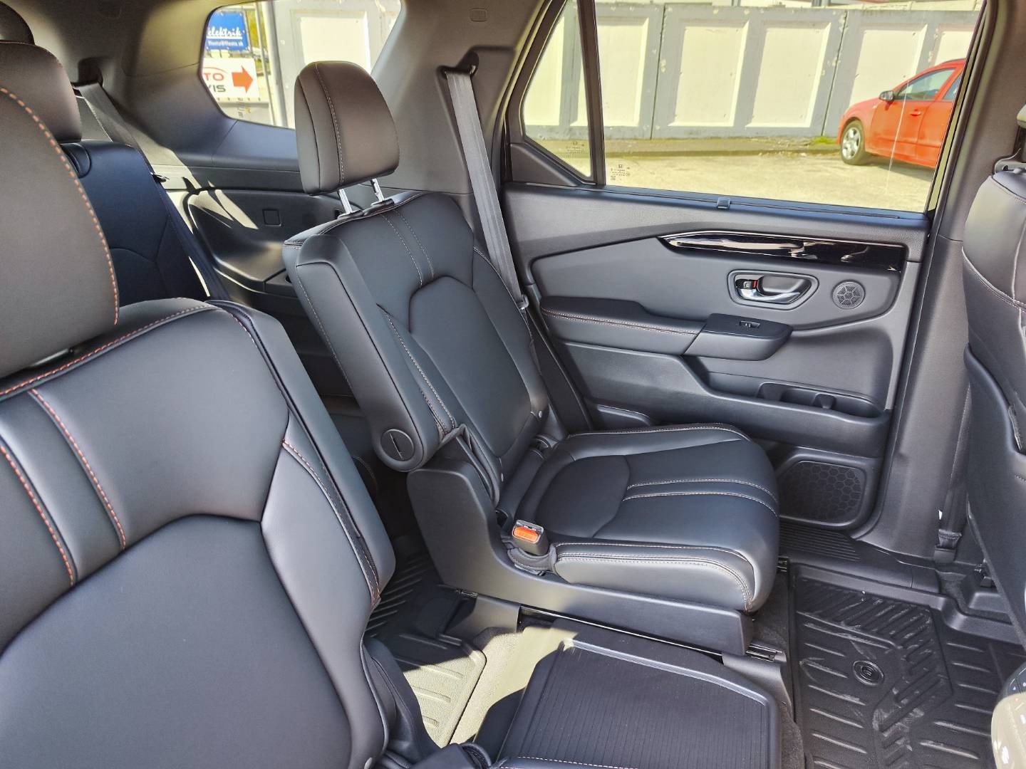 Honda Pilot 3,5 212kW 7m – foto 16