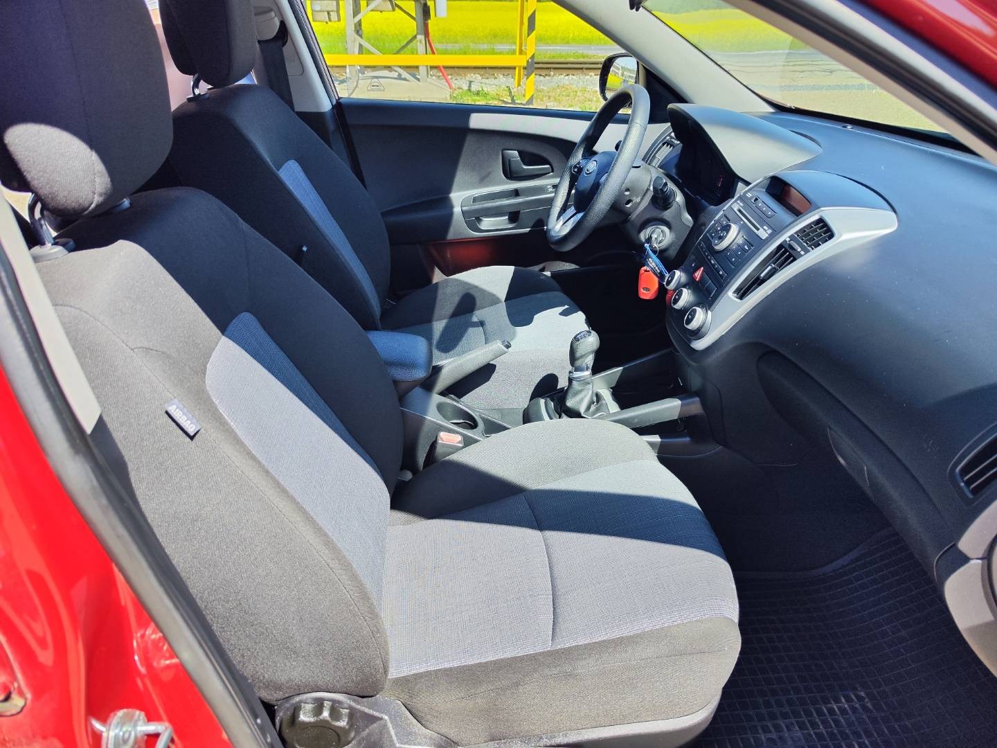 Kia Cee´d 1.6 CRDi VGT LX ISG – foto 13