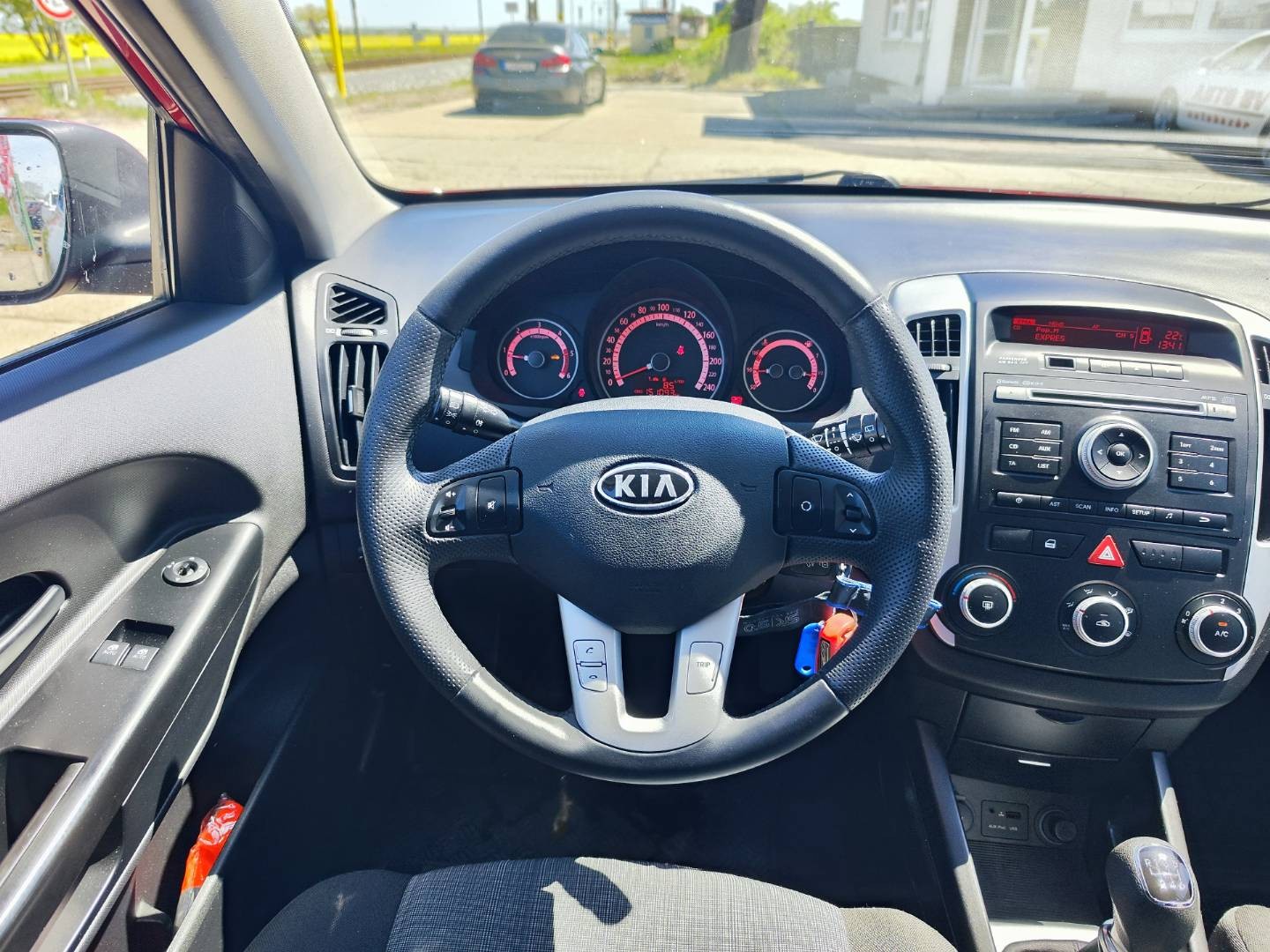 Kia Cee´d 1.6 CRDi VGT LX ISG – foto 20