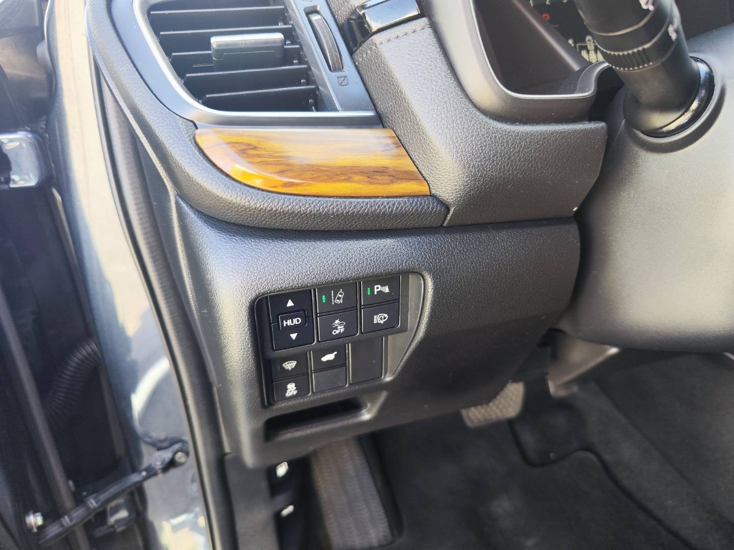Honda CR-V 1.5 VTEC Turbo Executive 4WD CVT – foto 27