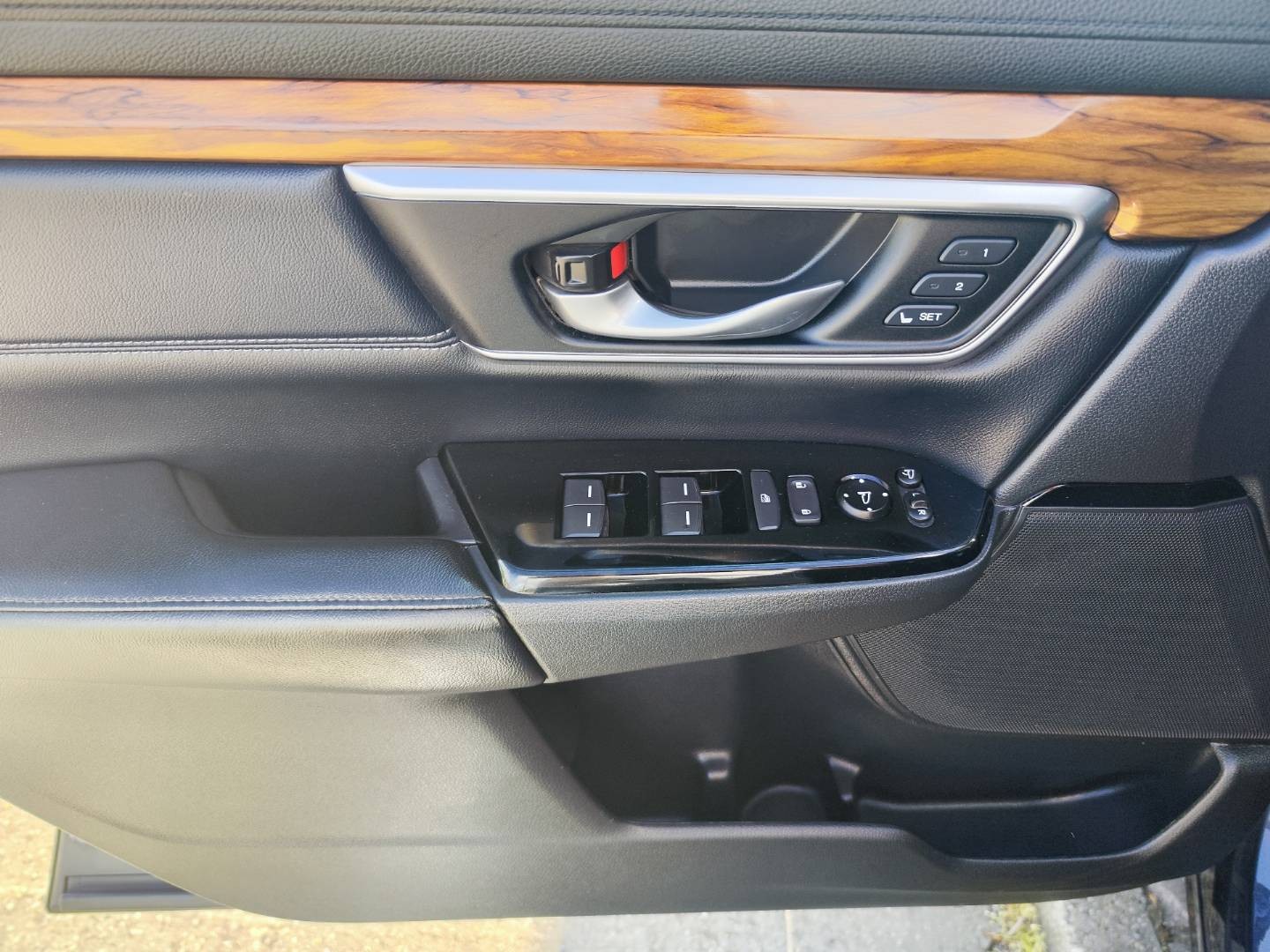 Honda CR-V 1.5 VTEC Turbo Executive 4WD CVT – foto 28