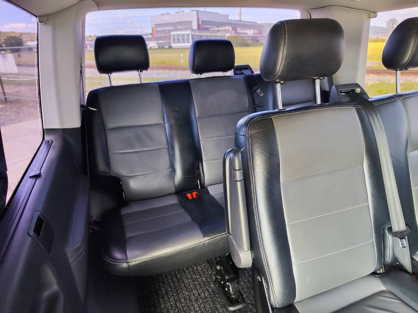 Volkswagen Caravelle 2.0 BiTDI KR Comfortline DSG – foto 17
