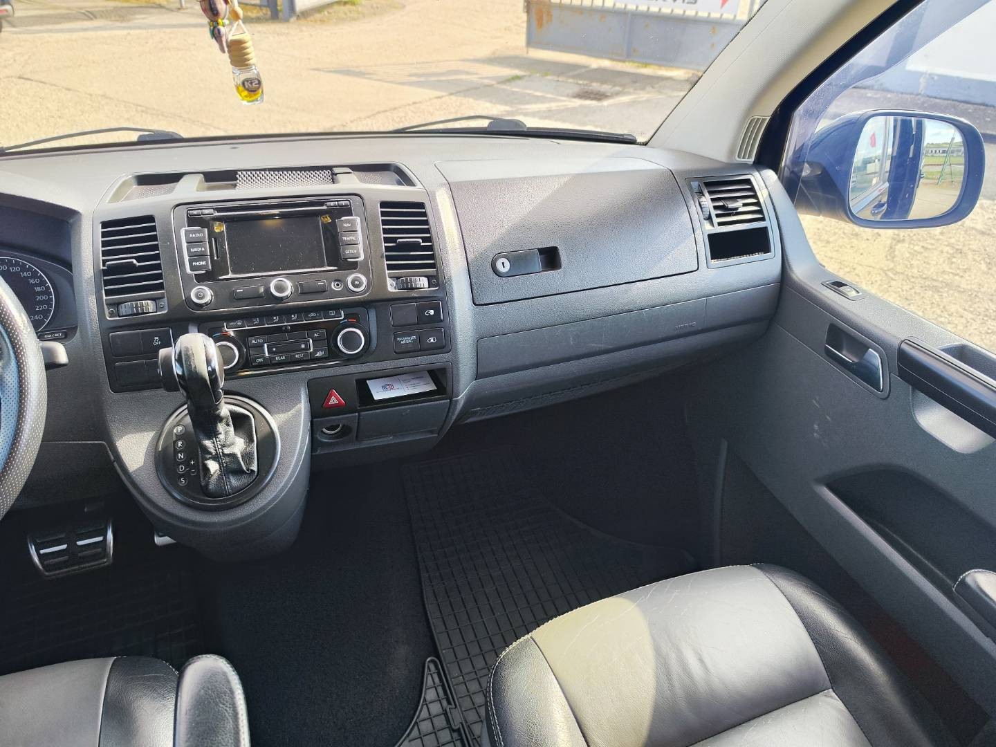 Volkswagen Caravelle 2.0 BiTDI KR Comfortline DSG – foto 21