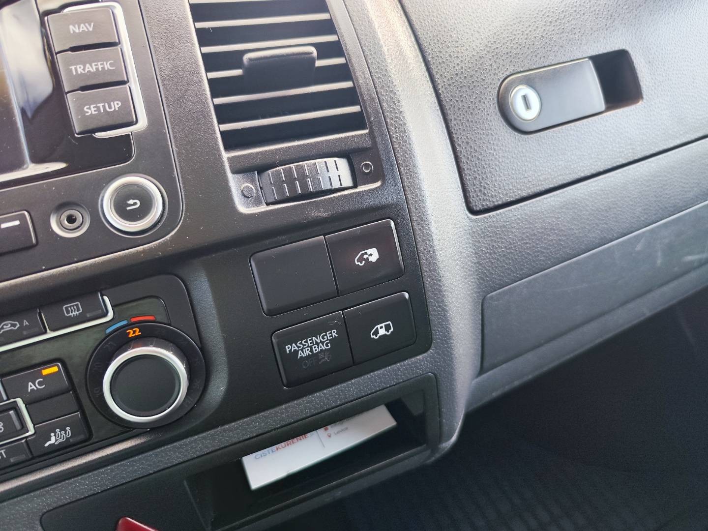 Volkswagen Caravelle 2.0 BiTDI KR Comfortline DSG – foto 26