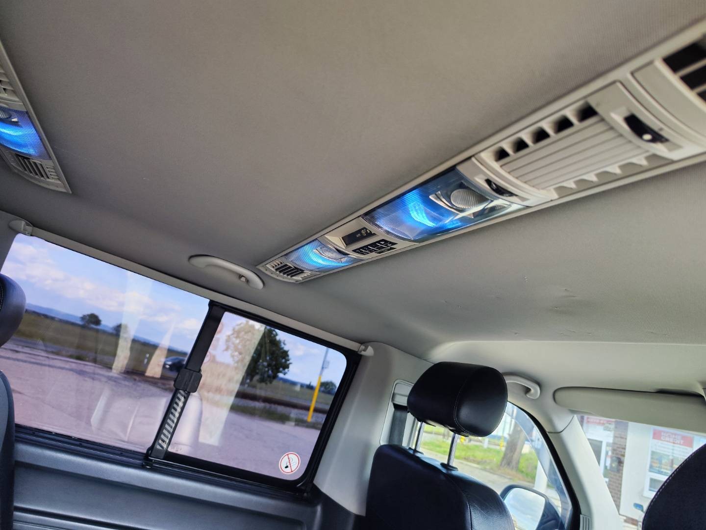 Volkswagen Caravelle 2.0 BiTDI KR Comfortline DSG – foto 30