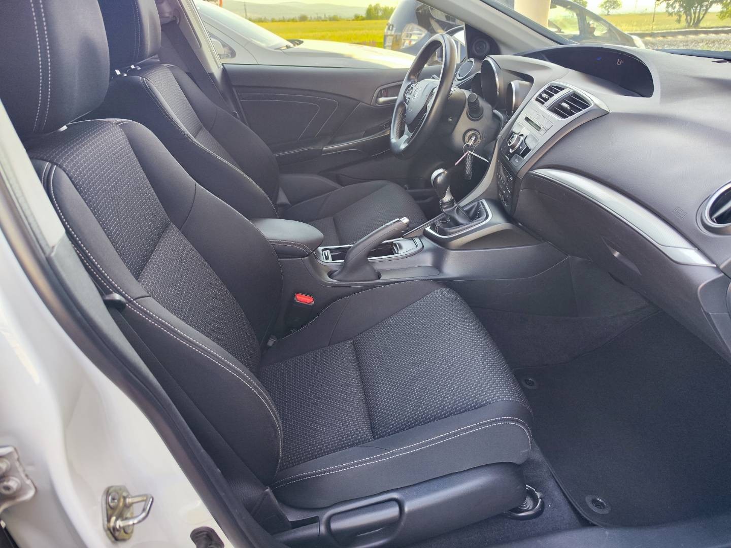 Honda Civic Tourer 1.6 i-DTEC Elegance – foto 13