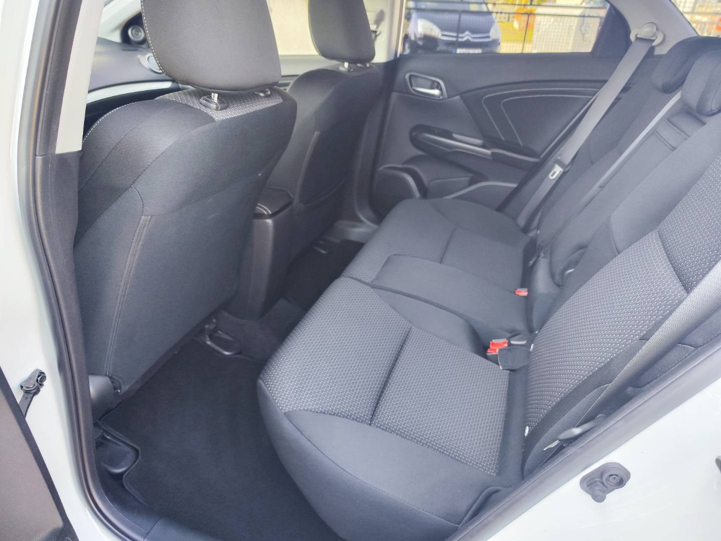 Honda Civic Tourer 1.6 i-DTEC Elegance – foto 15