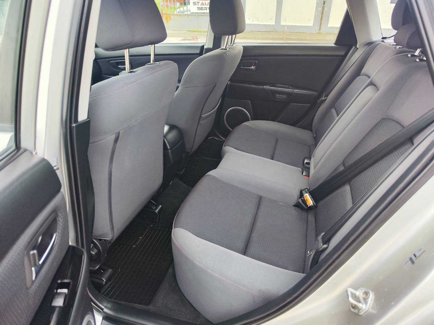 Mazda 3 1.4i CE – foto 15