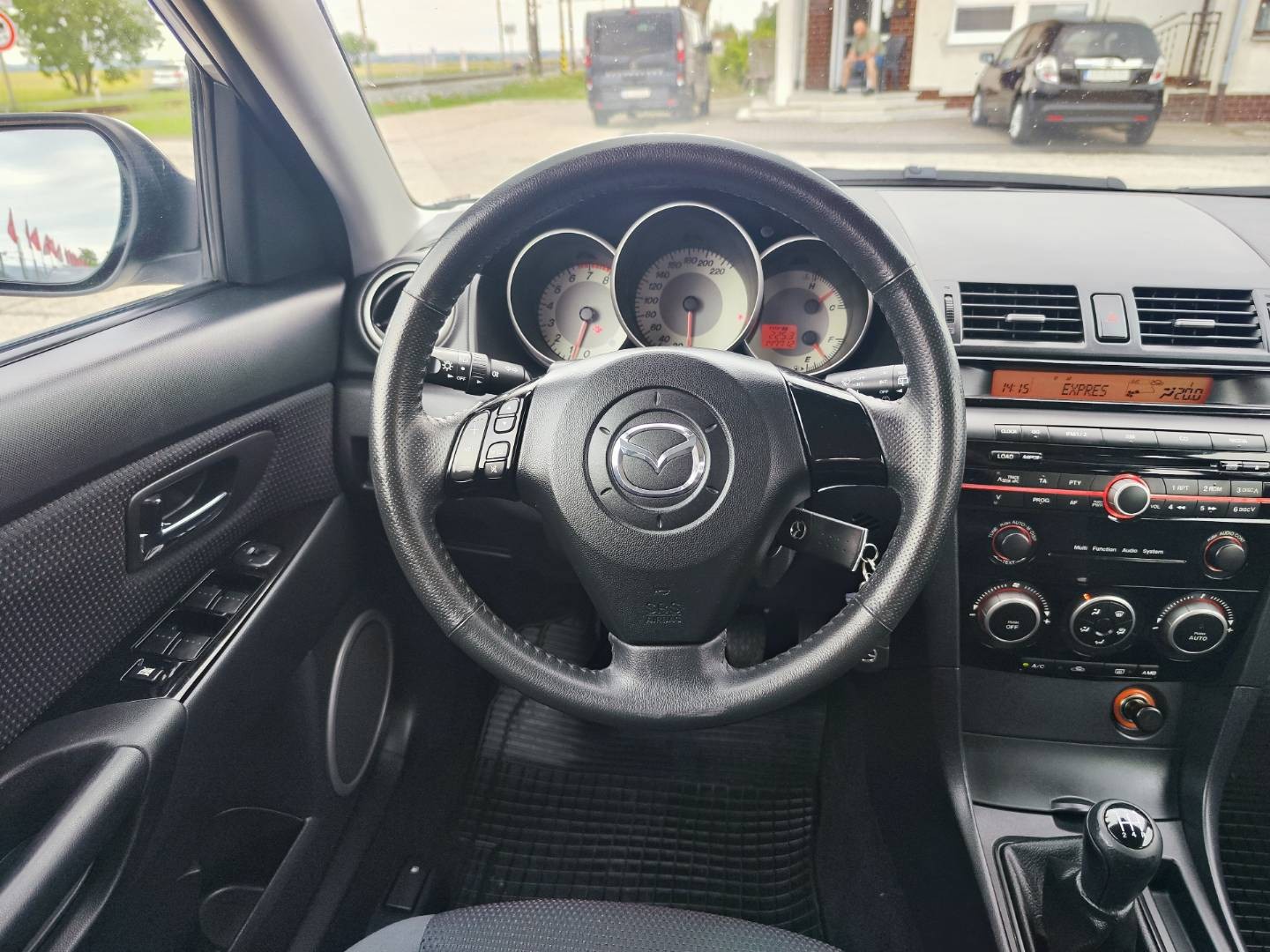 Mazda 3 1.4i CE – foto 20