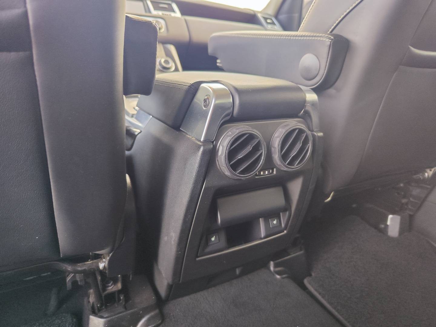 Land Rover Range Rover Sport 3.0 TDV6 211k S – foto 28