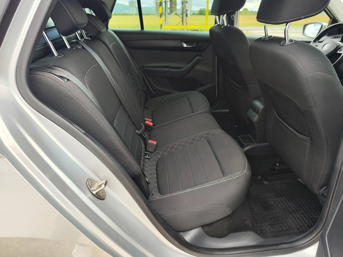 Škoda Fabia Combi 1.2 TSI 110k Style – foto 16