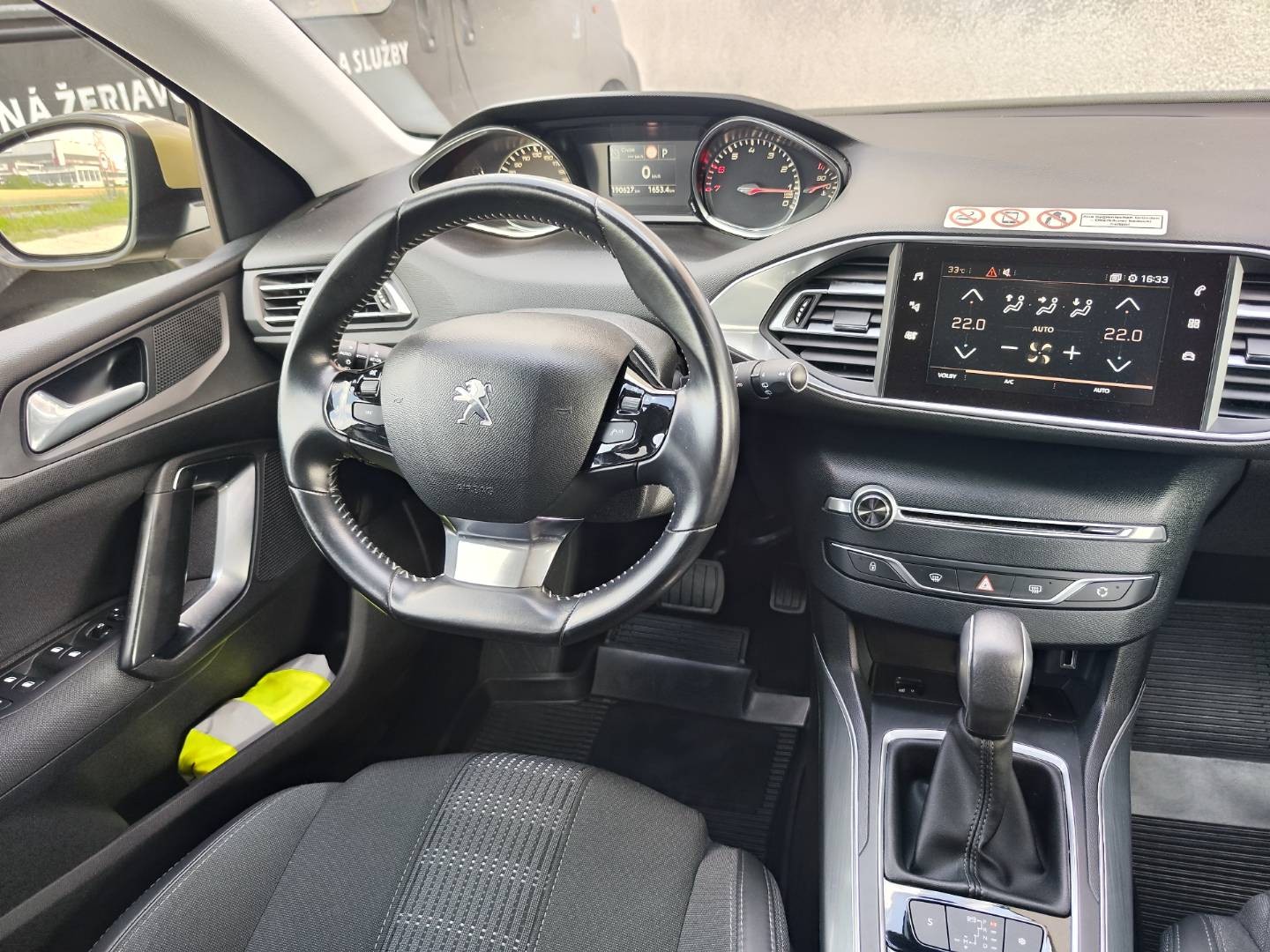 Peugeot 308 1.2 PureTech S&S 130 Allure EAT6 – foto 18