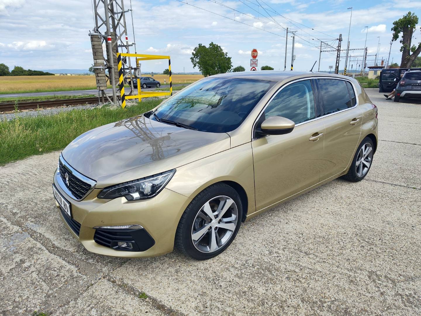 Peugeot 308 1.2 PureTech S&S 130 Allure EAT6 – foto 3