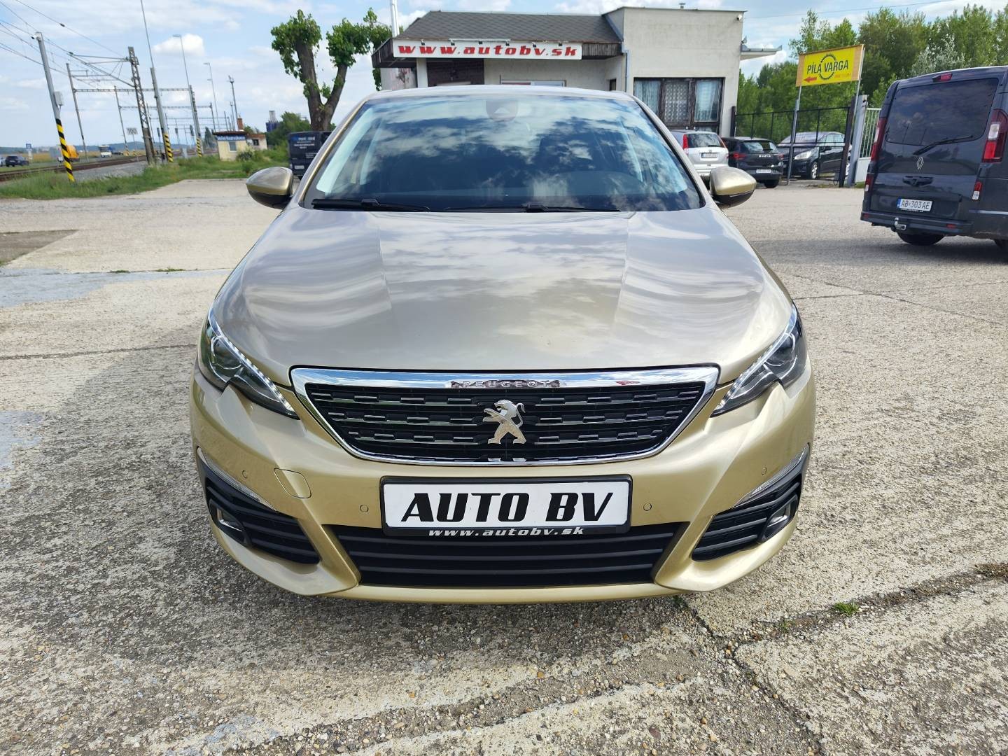 Peugeot 308 1.2 PureTech S&S 130 Allure EAT6 – foto 4