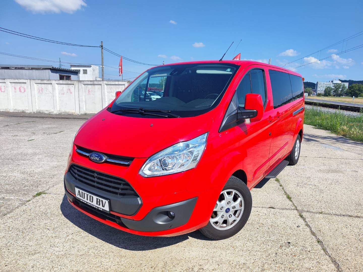 Ford Tourneo Custom 2.2 TDCi 155k Trend L1H1 T300 – foto 2