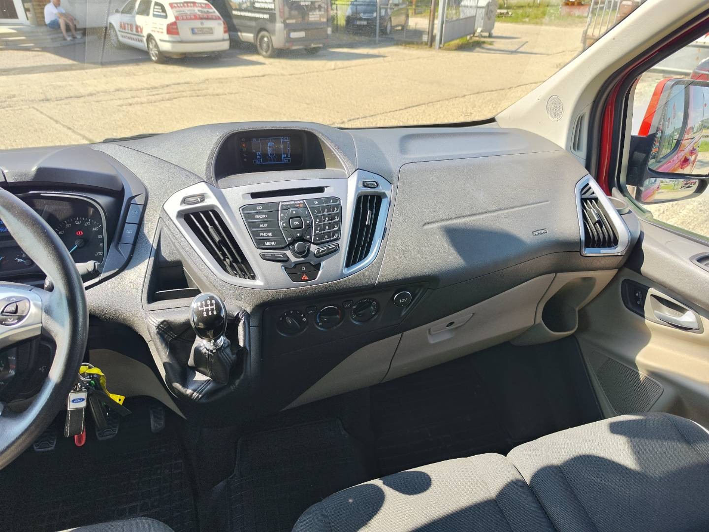 Ford Tourneo Custom 2.2 TDCi 155k Trend L1H1 T300 – foto 20