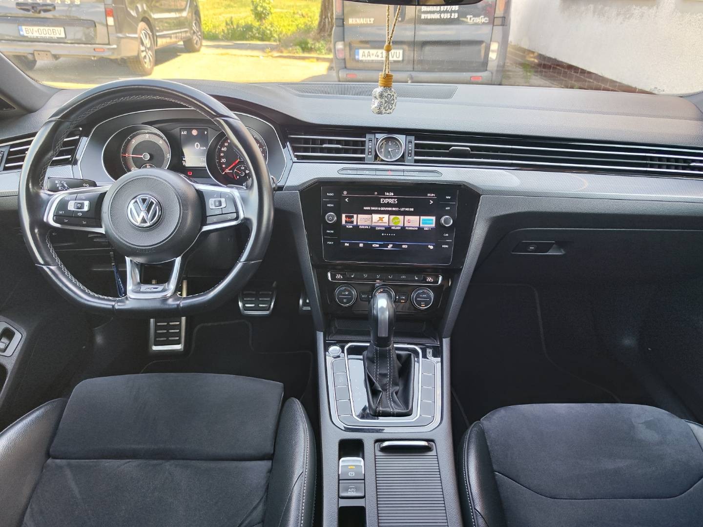 Volkswagen Arteon 2.0 TDI SCR BMT 190k R-Line 4Motion DSG – foto 16