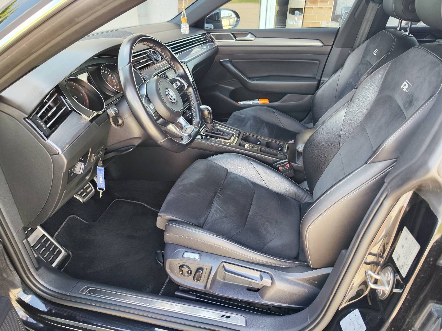 Volkswagen Arteon 2.0 TDI SCR BMT 190k R-Line 4Motion DSG – foto 10