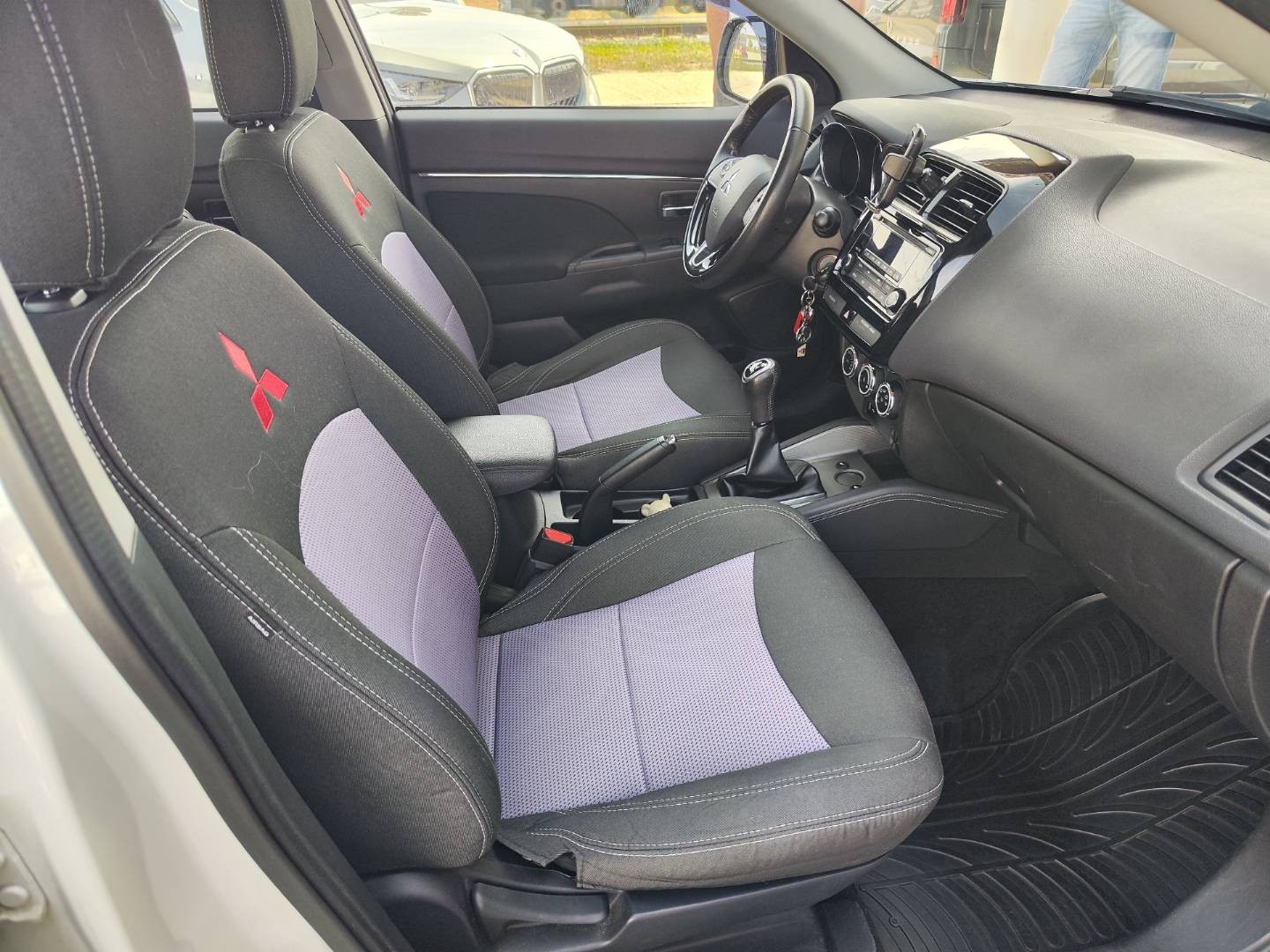 Mitsubishi ASX 1.6 MIVEC Inform – foto 14