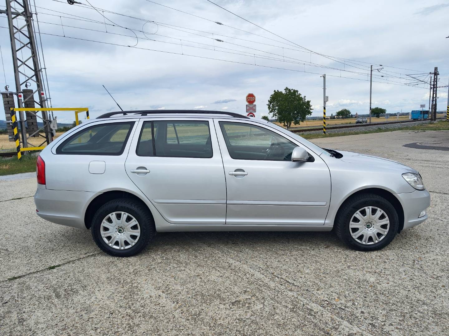 Škoda Octavia Combi 1.6 TDI CR DPF 4x4 – foto 6