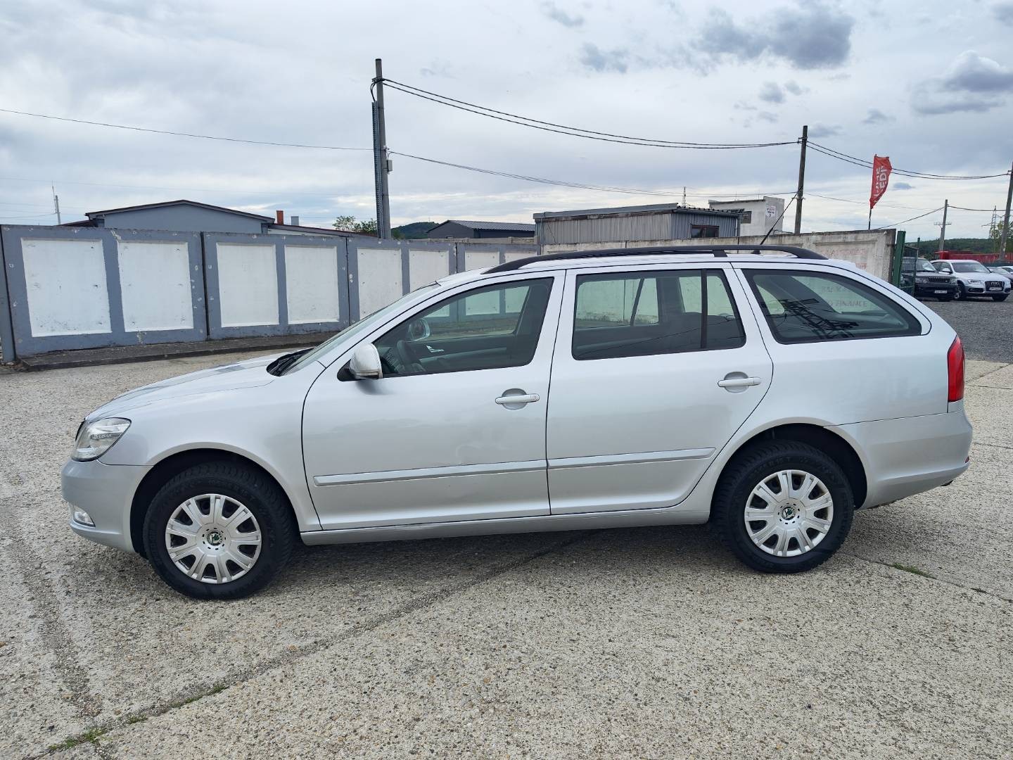 Škoda Octavia Combi 1.6 TDI CR DPF 4x4 – foto 7
