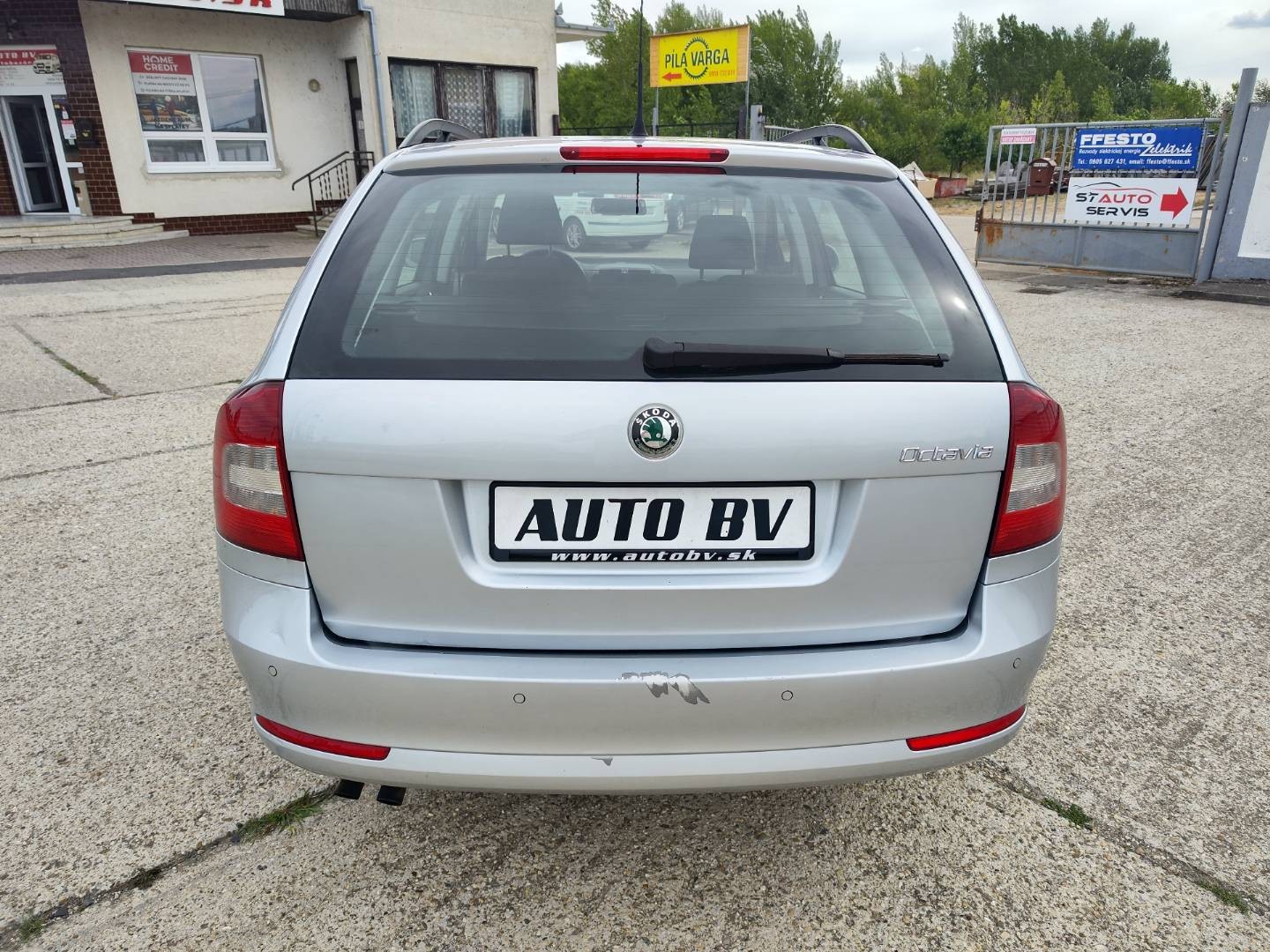 Škoda Octavia Combi 1.6 TDI CR DPF 4x4 – foto 9